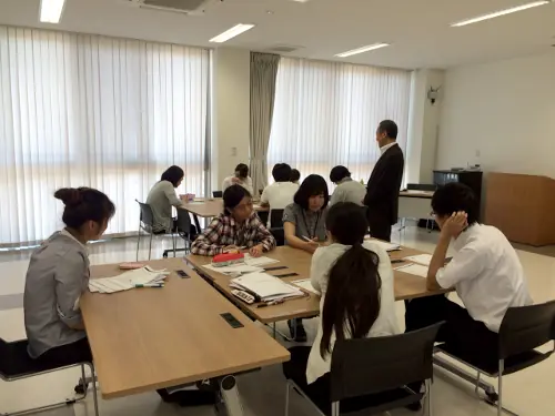 H27年度新卒社員のフォローアップ研修を行いました
