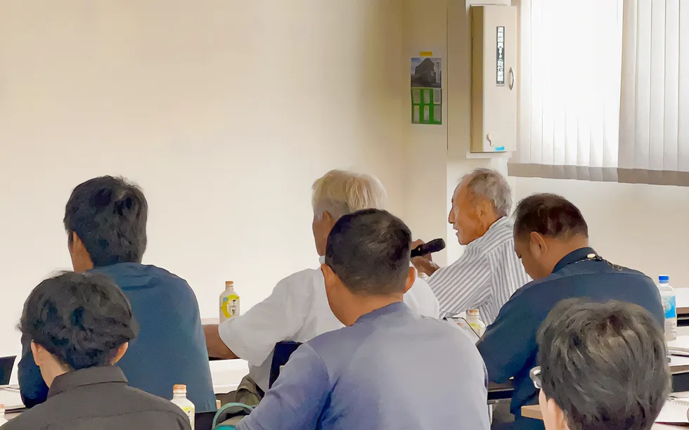 質疑応答の一場面