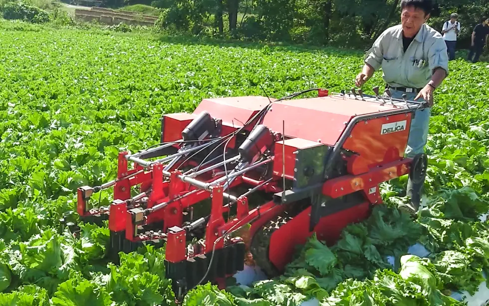 レタスの収穫機