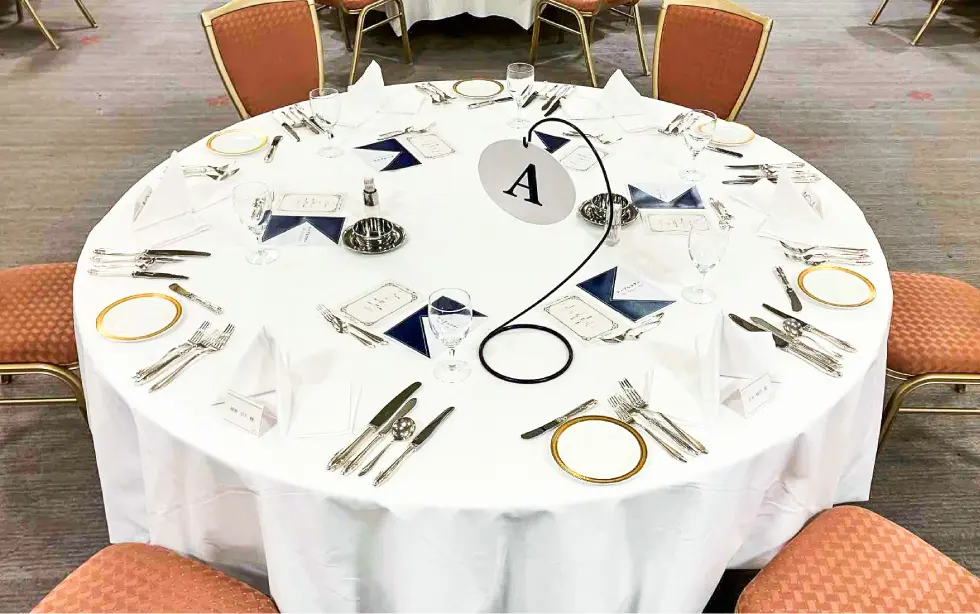 洋食のテーブル